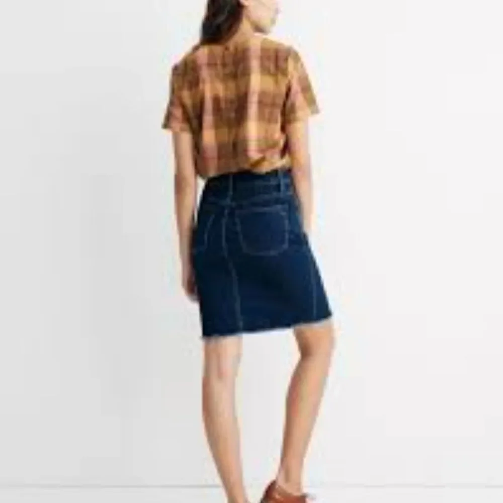 MADEWELL STRETCH DENIM PEGGED MINI SKIRT WITH RAW HEM SIZE 29